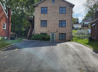 228 Cavitt Ave APT 2, Trafford, PA 15085