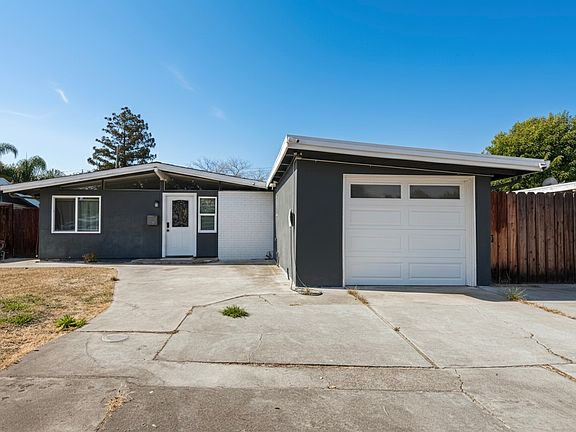 2nd image of 1305 Sandia Ave