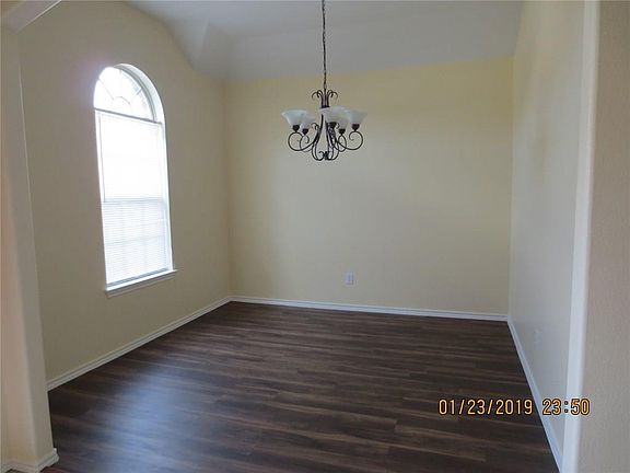 4th image of 1316 Tippler Dr