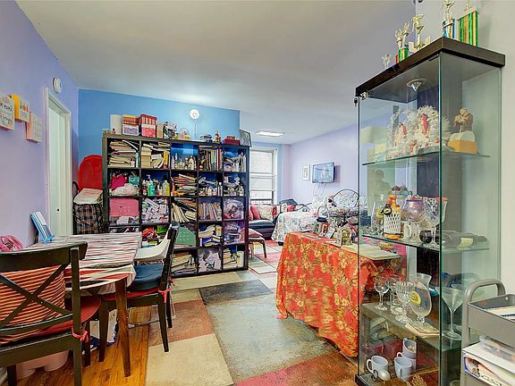 5th image of 67-30 Dartmouth St APT 4K