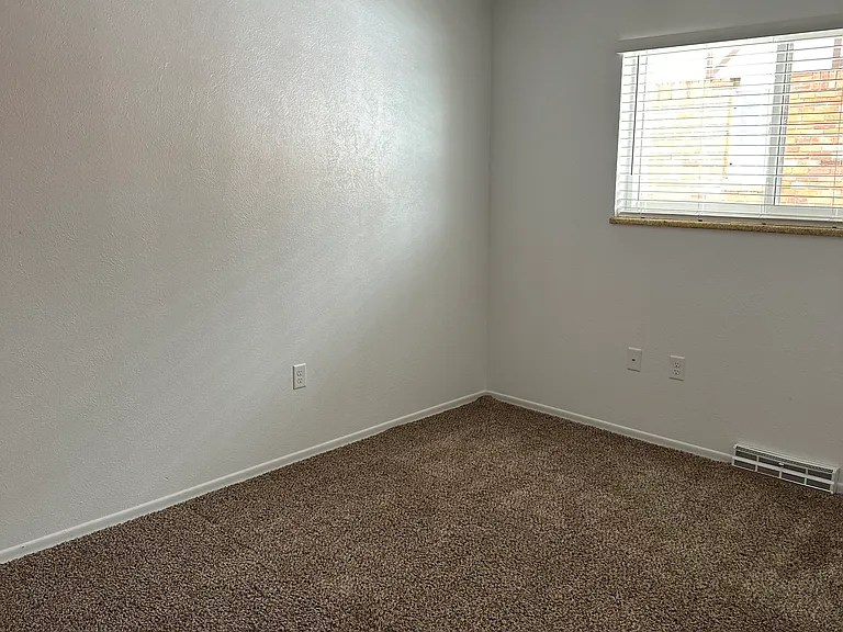 Back left bedroom