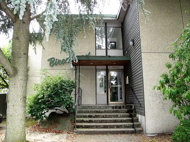 Birchwood Apartments — Photo 1