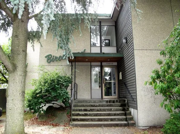 Birchwood Apartments, 12055 35th Ave NE APT A4, Seattle, WA 98125