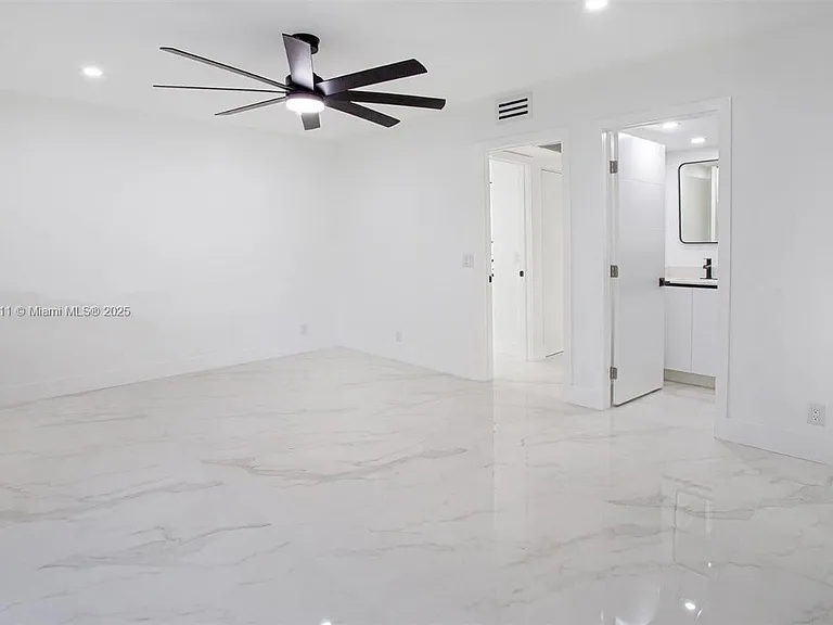 13250 SW 7th Ct #204L — Photo 24