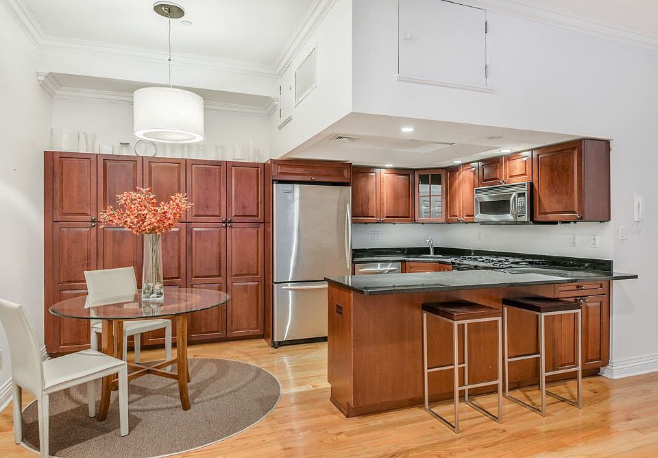 1st image of 25 Murray St APT 4D