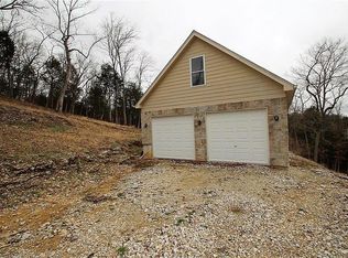 207 Oak Ridge Dr, Eureka, MO 63025