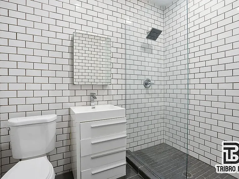 47 Market St #1A — Photo 5
