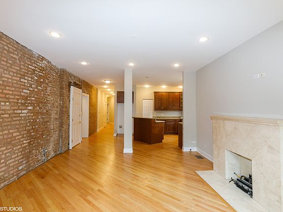 3rd image of 6211 S University Ave APT 1S