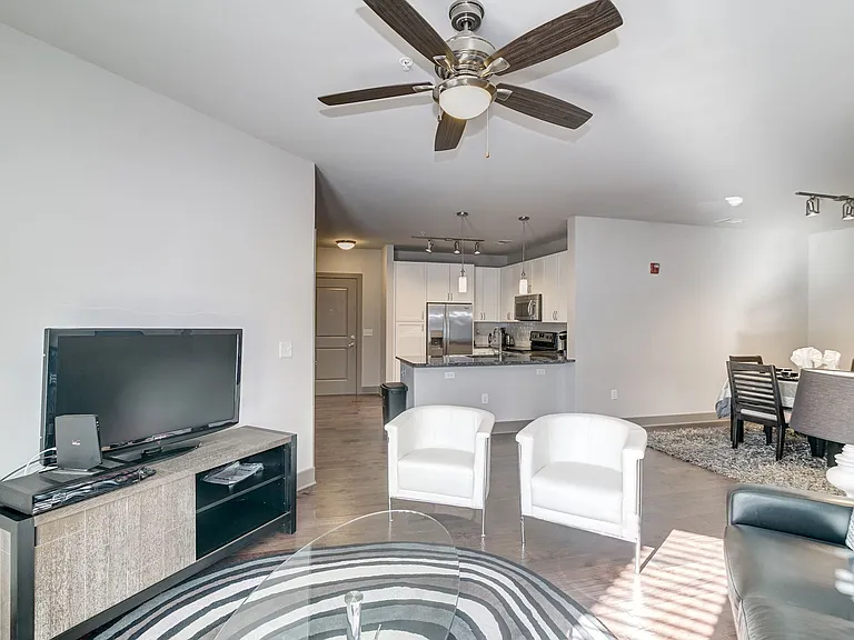 Spacious One- to Two-Bedroom Apartments in Woodbridge, VA