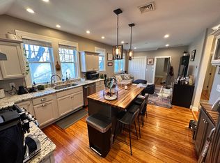 264 Cypress St, Providence, RI 02906