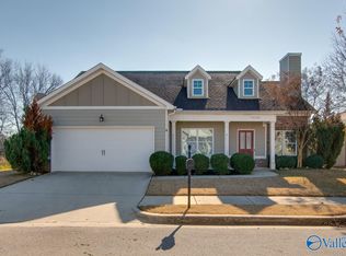 7028 Camrose Ln NW, Huntsville, AL 35806