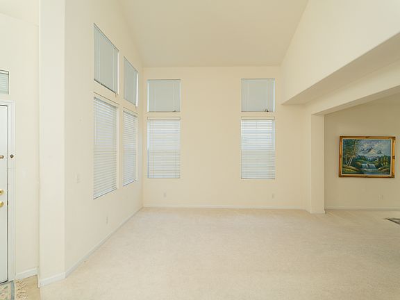 3rd image of 6784 Sunriver Ln
