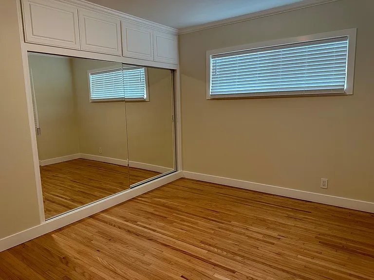 1473 Fulton Ave — Photo 21