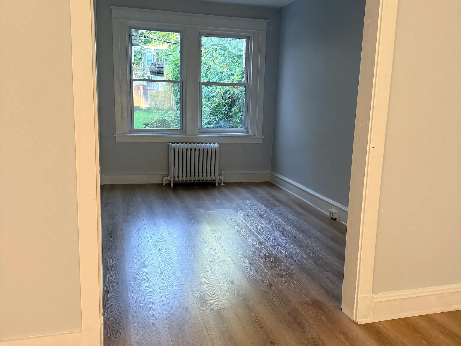 3 bed, 1.5 bath, 1350 sqft, $1,700 — Photo 2