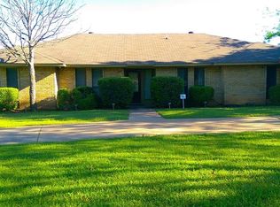 1150 N Cedar Hill Rd, Cedar Hill, TX 75104