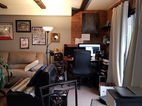 2nd image of 2920 N Milwaukee Ave #2