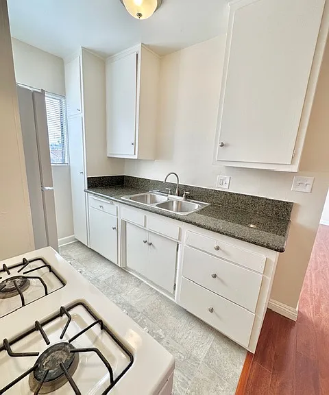 405 E Fairview Ave #22 — Photo 4