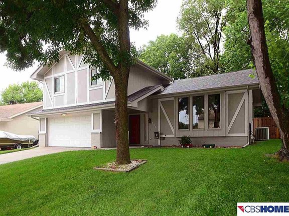 2nd image of 906 N Beadle St