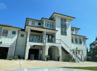 138 Middle Oaks Dr, Wilmington, NC 28409