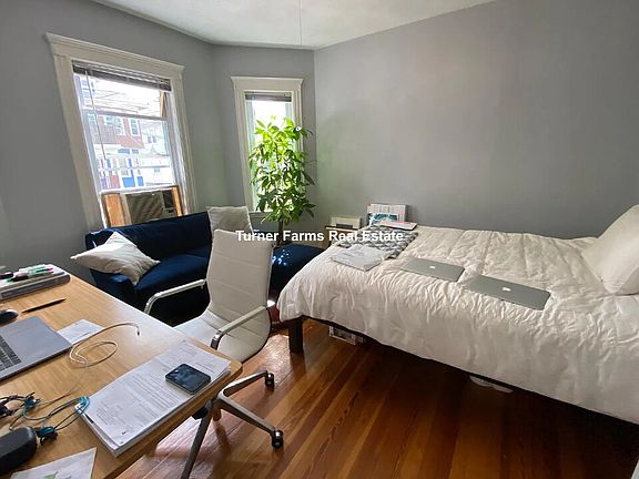 4th image of 92 Pearson Rd