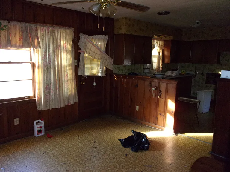 1601 Haywood Ave — Photo 10