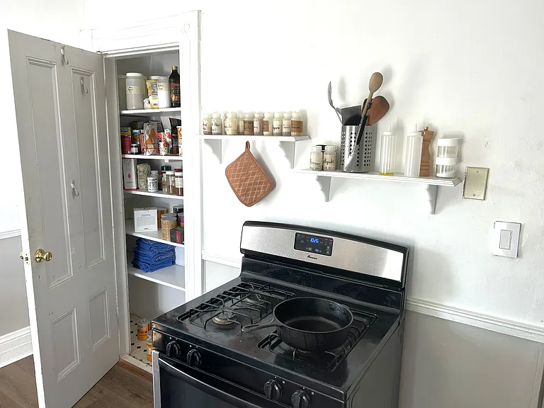 11 Glenwood Ave #0 — Photo 5