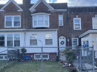 137 N 32nd St, Camden, NJ 08105