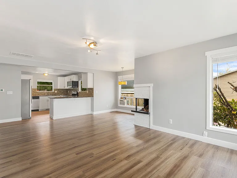 3910 148th St SW — Photo 5