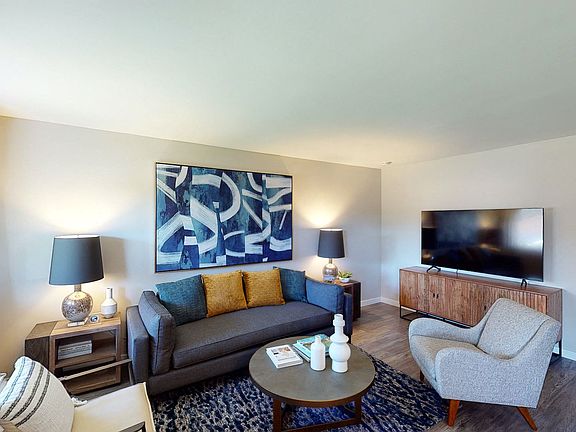 Vercanta Newport Beach | Newport Beach, CA | Living Room