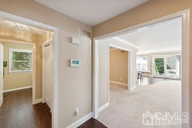 408 Prospect Ave — Photo 5
