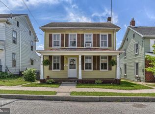 220 South St, Hanover, PA 17331