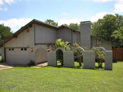 312 Mockingbird Ln, Highland Village, TX, 75077