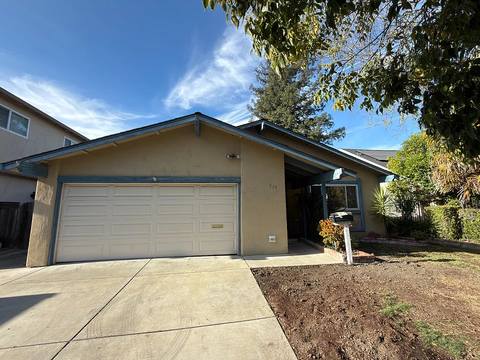 319 Lassenpark Cir