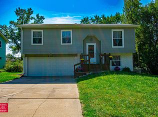 6411 Vane St, Omaha, NE 68152 | Zillow