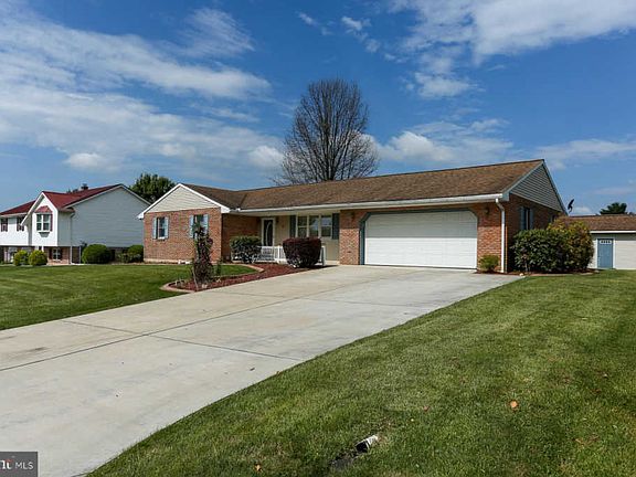 2nd image of 15 Glenwood Dr #L-0090