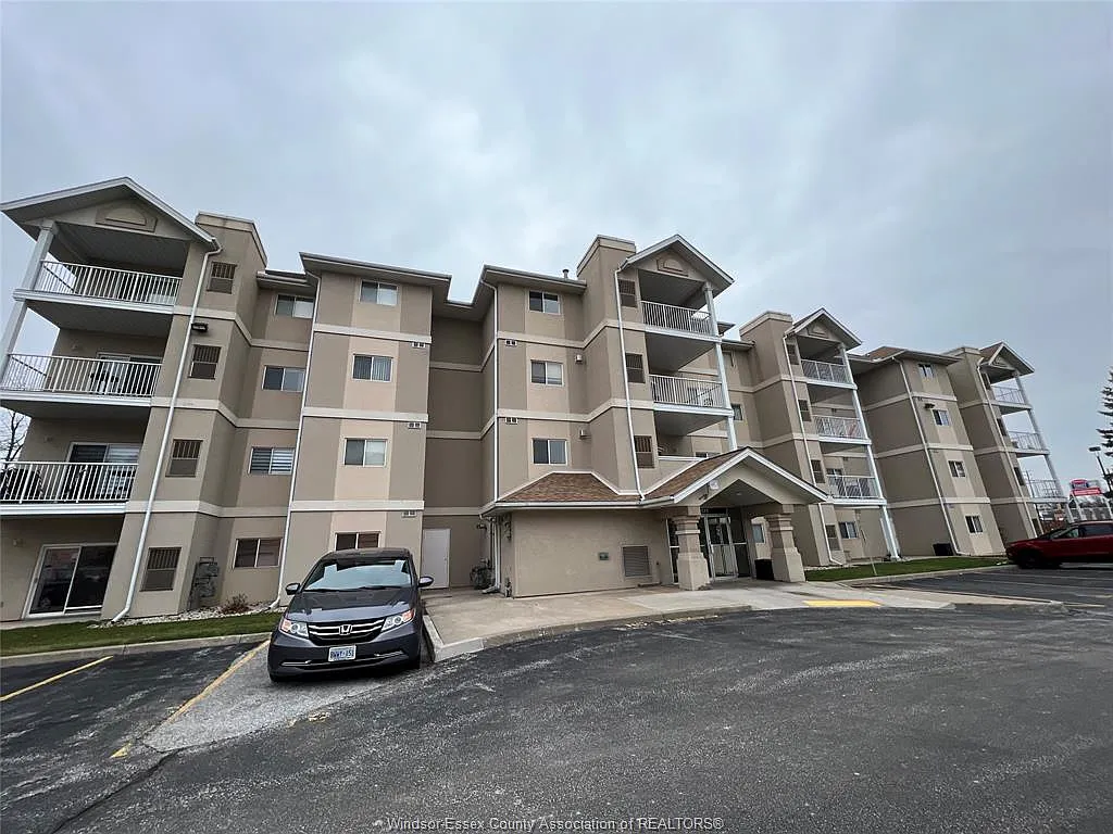 2 bed, 2.0 bath, $2,200 — Photo 3