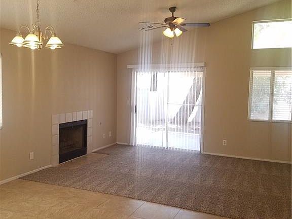 3rd image of 832 Teal Ave