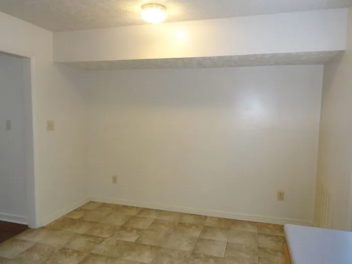 919 Pedro Dr — Photo 5