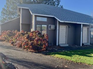 233 NE Damson Pl #2, College Place, WA 99324