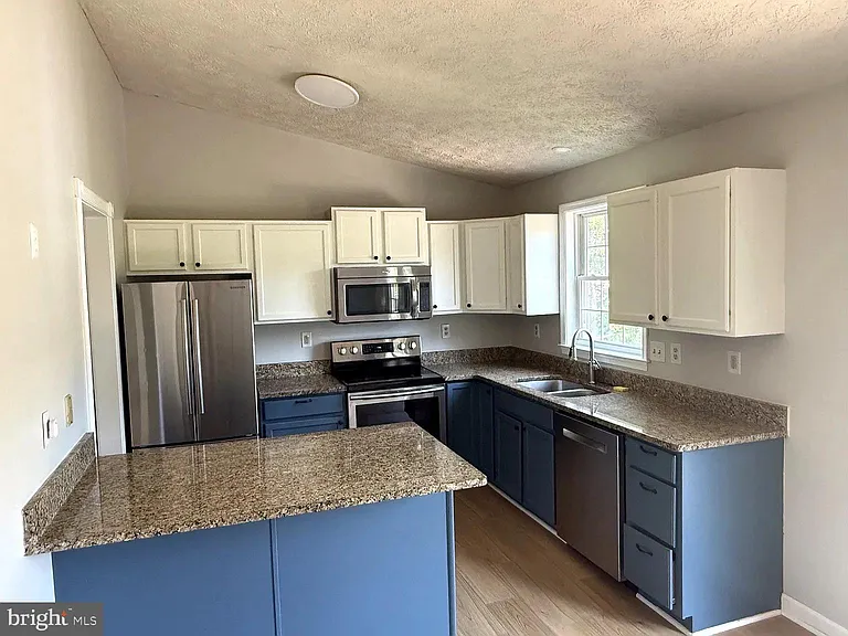 11512 Woodland View Dr — Photo 4
