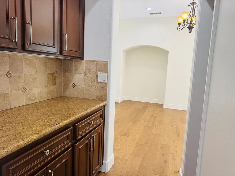 3273 Canopy Dr — Photo 19