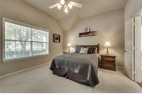 4th image of 221 Audobon Ln