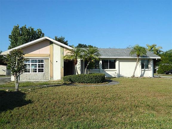 2nd image of 701 Forest Hill Ln