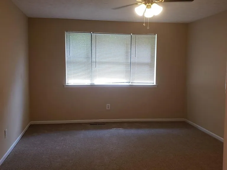 4832 Timber Ridge Dr — Photo 22