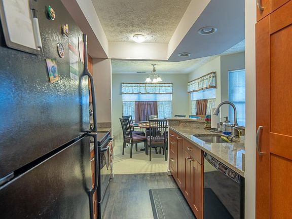 3rd image of 2403 Forest Edge Ct Unit 102K