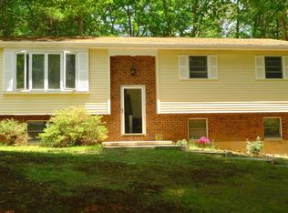 113 Klingers Rd, Drums, PA 18222
