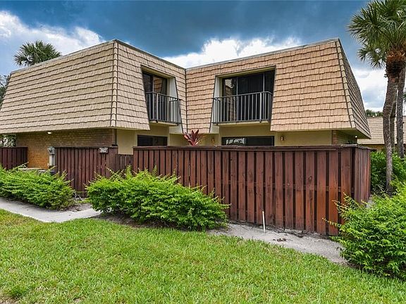 3rd image of 2902 SW Sunset Trace Cir
