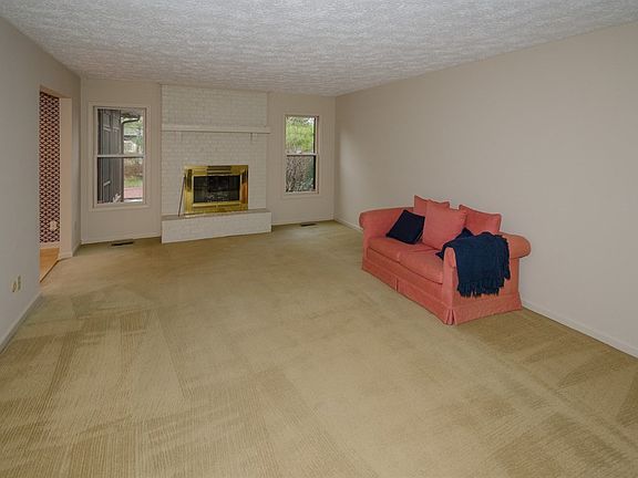 5th image of 11431 E Creekwood Cir