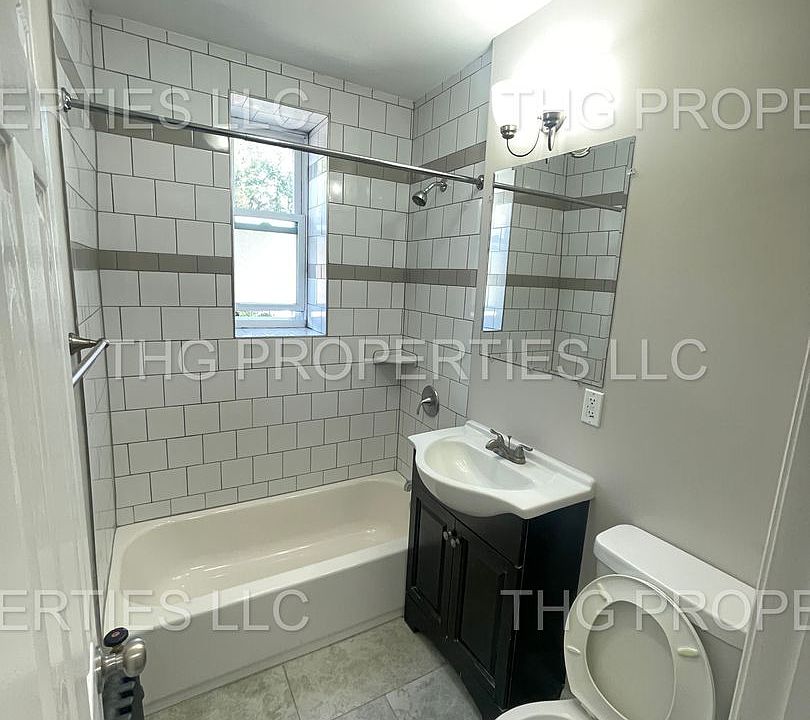 2nd image of 641 Lincoln Ave APT 2