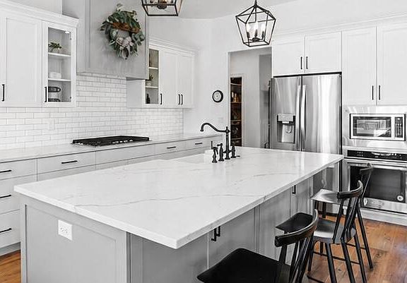 2nd image of 5409 W Copper Cliffs Way